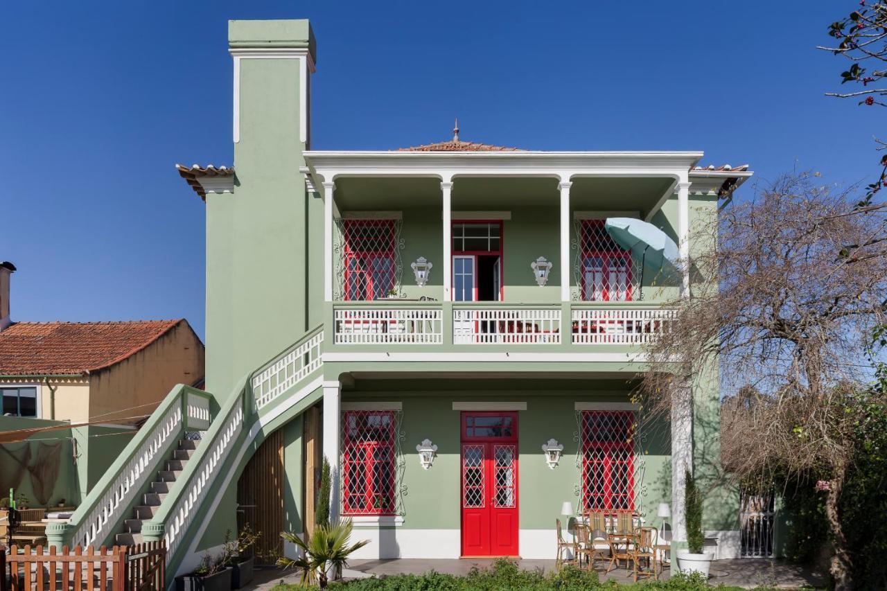 Vintage Balcony Guesthouse Ovar Buitenkant foto