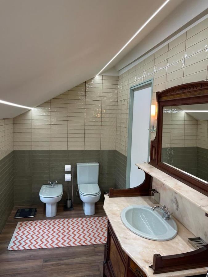 Vintage Balcony Guesthouse Ovar Buitenkant foto