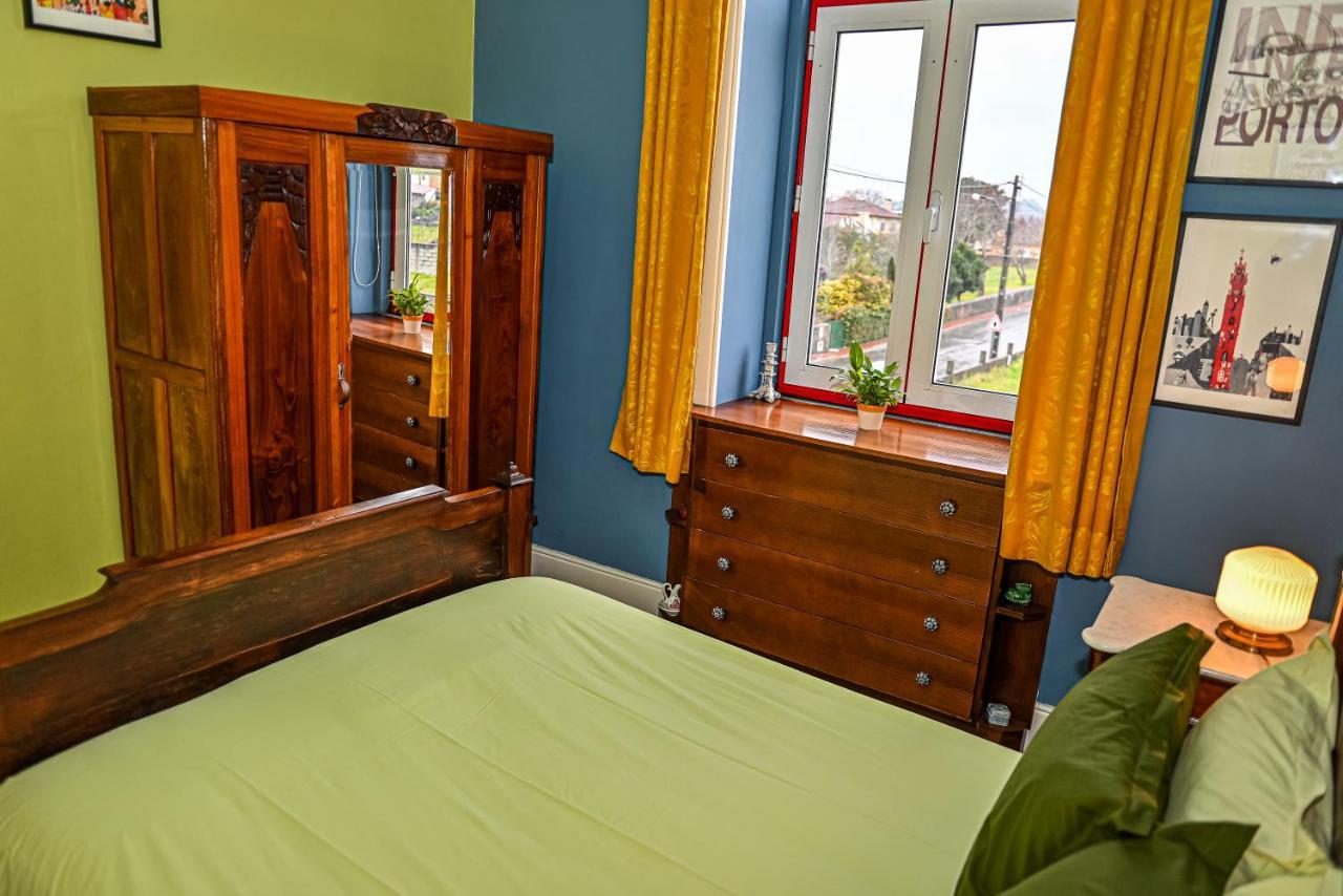 Vintage Balcony Guesthouse Ovar Buitenkant foto