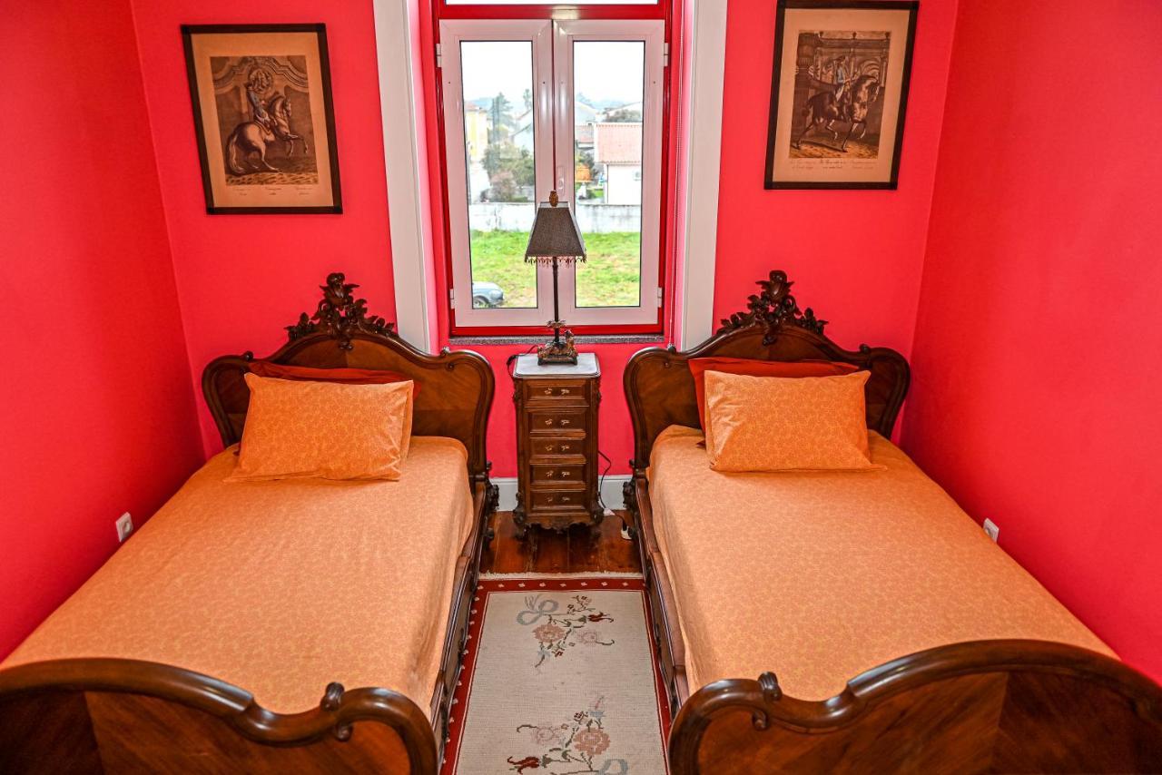 Vintage Balcony Guesthouse Ovar Buitenkant foto