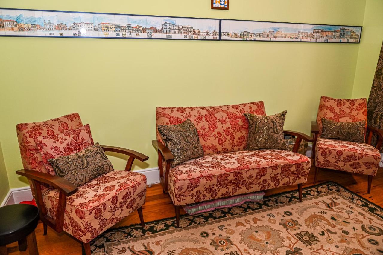 Vintage Balcony Guesthouse Ovar Buitenkant foto